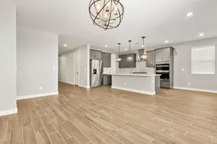334 W Flatiron Trail, Apache Junction, AZ 85120 - Photo 10