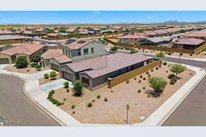 22555 N Diamond Drive, Maricopa, AZ 85138 - Photo 8