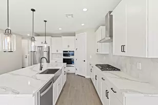309 W Rock Needle Trail, Apache Junction, AZ 85120 - Photo 1