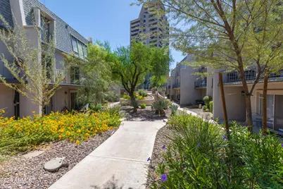1010 E Osborn Road #E, Phoenix, AZ 85014 - Photo 32