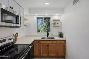 1010 E Osborn Rd, Phoenix, AZ 85014 - Photo 16