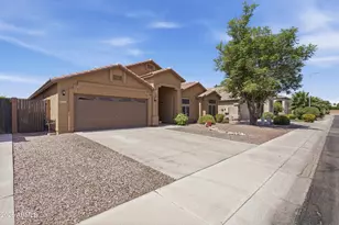 4441 E Cottonwood Ln, Phoenix, AZ 85048 - Photo 4