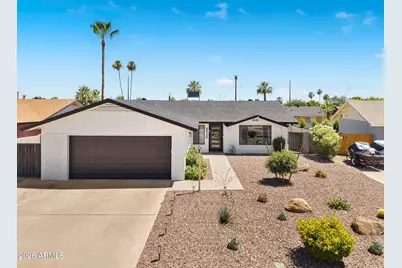 8525 E Bonnie Rose Avenue, Scottsdale, AZ 85250 - Photo 1