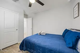8037 W Agora Ln, Phoenix, AZ 85043 - Photo 20