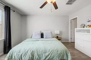 8037 W Agora Ln, Phoenix, AZ 85043 - Photo 14