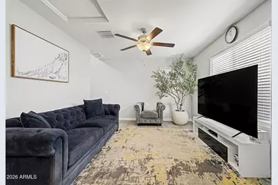 8037 W Agora Lane, Phoenix, AZ 85043 - Photo 4