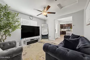 8037 W Agora Ln, Phoenix, AZ 85043 - Photo 2