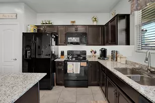 33957 N Menodora Ln, San Tan Valley, AZ 85144 - Photo 10