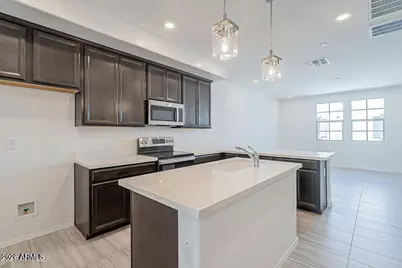 2669 S Peppertree Drive #106, Gilbert, AZ 85295 - Photo 4
