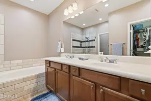 3935 E Rough Rider Rd, Phoenix, AZ 85050 - Photo 14