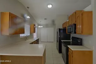 601 E Palomino Dr, Gilbert, AZ 85296 - Photo 4