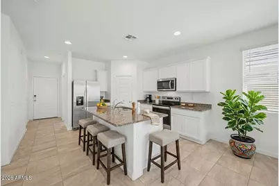 1816 W Sombra Avenue, Apache Junction, AZ 85120 - Photo 4