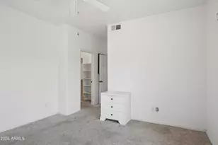 1351 N Pleasant Dr, Chandler, AZ 85225 - Photo 14