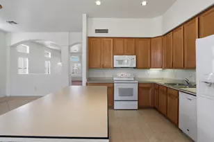 19599 N Coyote Lakes Pkwy, Surprise, AZ 85378 - Photo 12