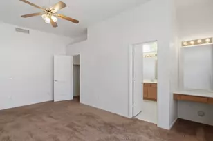 19599 N Coyote Lakes Pkwy, Surprise, AZ 85378 - Photo 18