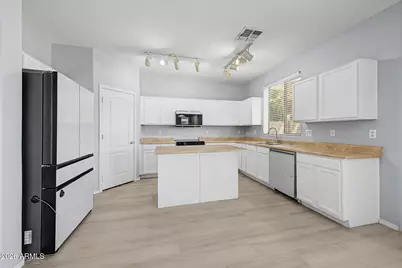 16815 N 172nd Avenue, Surprise, AZ 85388 - Photo 20