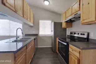 1010 W Blackhawk Dr, Phoenix, AZ 85027 - Photo 6