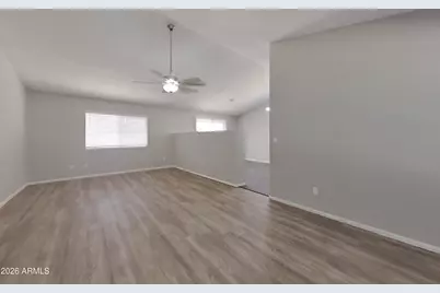 1010 W Blackhawk Drive, Phoenix, AZ 85027 - Photo 2