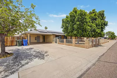 2110 W Morrow Drive, Phoenix, AZ 85027 - Photo 1