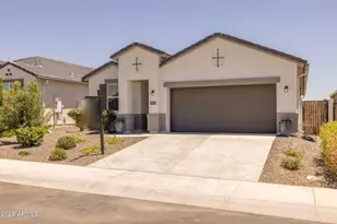 2421 W Sable Ave, Apache Junction, AZ 85120 - Photo 1