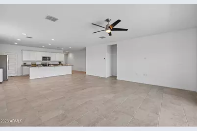 2421 W Sable Avenue, Apache Junction, AZ 85120 - Photo 10