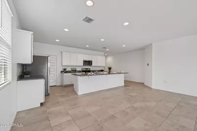 2421 W Sable Avenue, Apache Junction, AZ 85120 - Photo 16