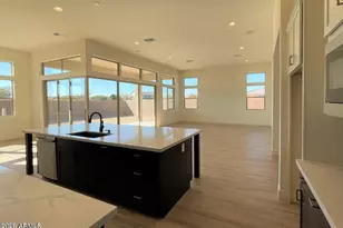 9273 W Country Club Trail, Peoria, AZ 85383 - Photo 4