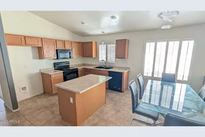 2640 E Cowboy Cove Trail, San Tan Valley, AZ 85143 - Photo 4