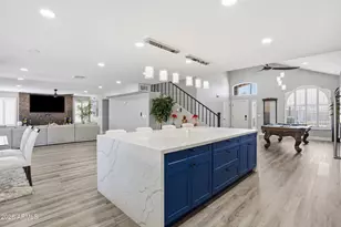 4554 E Michelle Dr, Phoenix, AZ 85032 - Photo 10