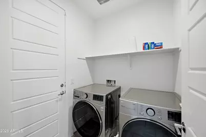 5804 N 90th Drive, Glendale, AZ 85305 - Photo 10