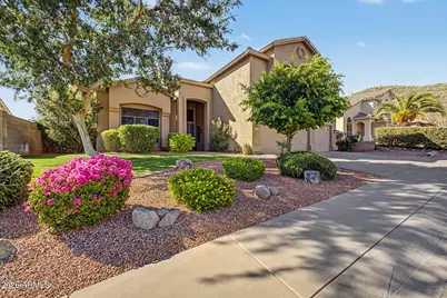 1722 E Samuel Drive, Phoenix, AZ 85024 - Photo 2