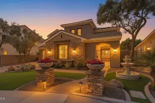 310 W New Dawn Dr, Chandler, AZ 85248 - Photo 2