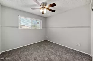 9855 N 56th Dr, Glendale, AZ 85302 - Photo 30