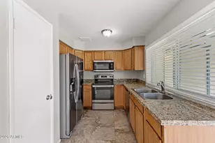 9855 N 56th Dr, Glendale, AZ 85302 - Photo 18