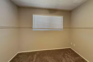 9855 N 56th Dr, Glendale, AZ 85302 - Photo 10