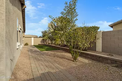 26239 N 166th Avenue, Surprise, AZ 85387 - Photo 32
