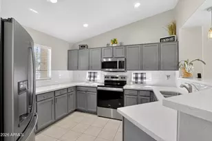 2560 W Mericrest Way, San Tan Valley, AZ 85144 - Photo 4