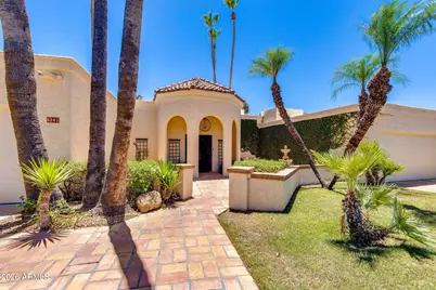 5241 N 31st Place, Phoenix, AZ 85016 - Photo 2