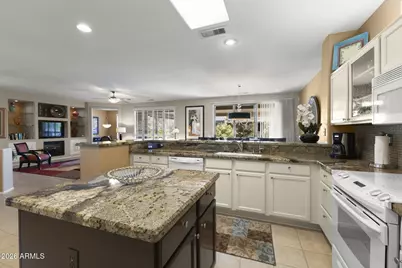 16280 W Starry Sky Drive, Surprise, AZ 85374 - Photo 10