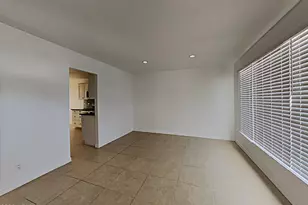 4007 W Tuckey Ln, Phoenix, AZ 85019 - Photo 6