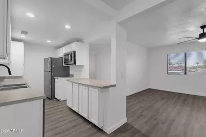 424 W Brown Road #202, Mesa, AZ 85201 - Photo 6