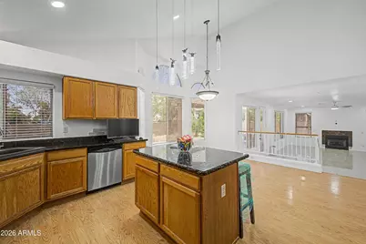 413 W Liberty Lane, Gilbert, AZ 85233 - Photo 16