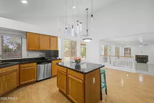 413 W Liberty Ln, Gilbert, AZ 85233 - Photo 16