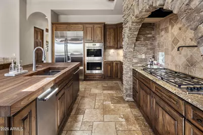14121 E Montgomery Court, Scottsdale, AZ 85262 - Photo 18