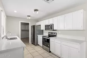3939 W Anderson Dr, Glendale, AZ 85308 - Photo 32