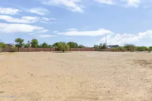 22512 W Hilton Ave, Buckeye, AZ 85326 - Photo 34
