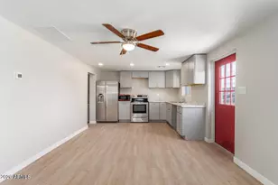 9424 N 2nd Pl, Phoenix, AZ 85020 - Photo 4
