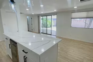 2401 E Meadowbrook Ave, Phoenix, AZ 85016 - Photo 12