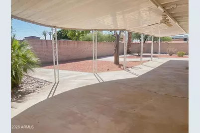 2401 E Meadowbrook Avenue, Phoenix, AZ 85016 - Photo 30