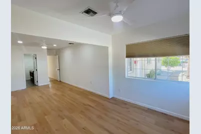 2401 E Meadowbrook Avenue, Phoenix, AZ 85016 - Photo 16